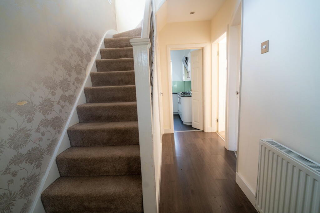 Additional image 14 of Miall Road, B28