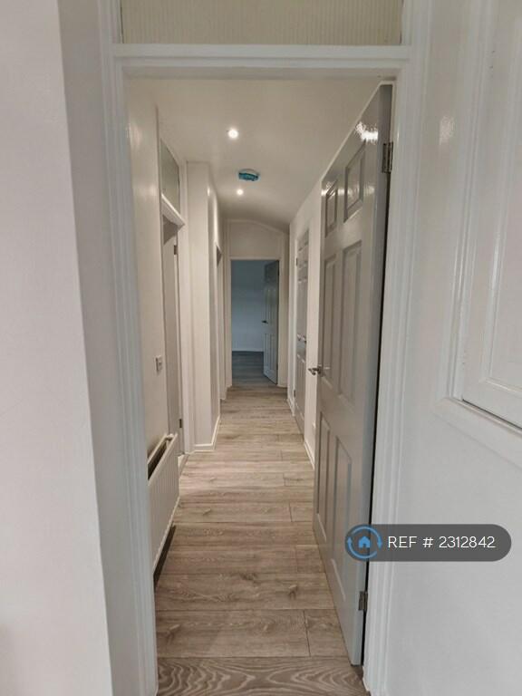 Additional image 9 of Northdown Road, Hatfield, AL10