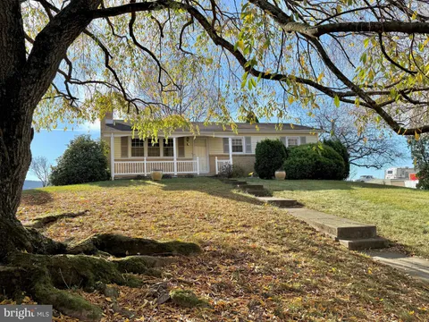 410 W Wiconisco Street, Muir, PA 17957