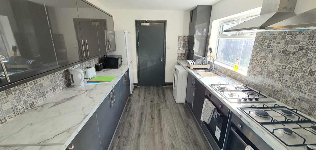 Additional image 8 of Room 5, Durham rd, Sparkhill, Birmingham B11 4LJ