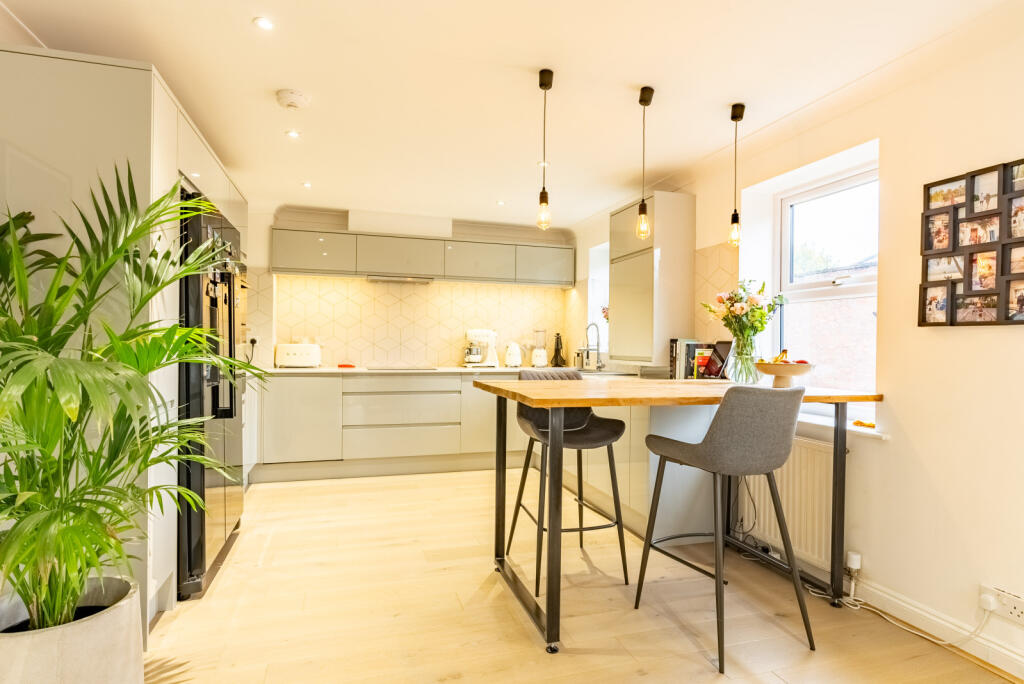 Additional image 4 of London Road, St. Albans, Hertfordshire, AL1