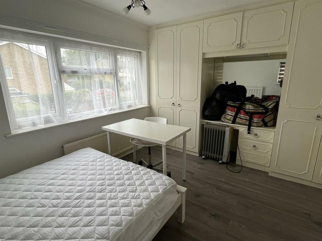 Additional image 6 of Briars Close, Hatfield