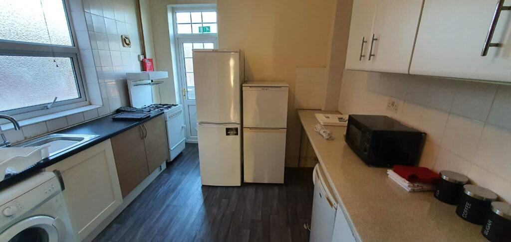 Additional image 3 of Room 5, Oakwood road, Sparkhill, Birmingham, B11 4HD