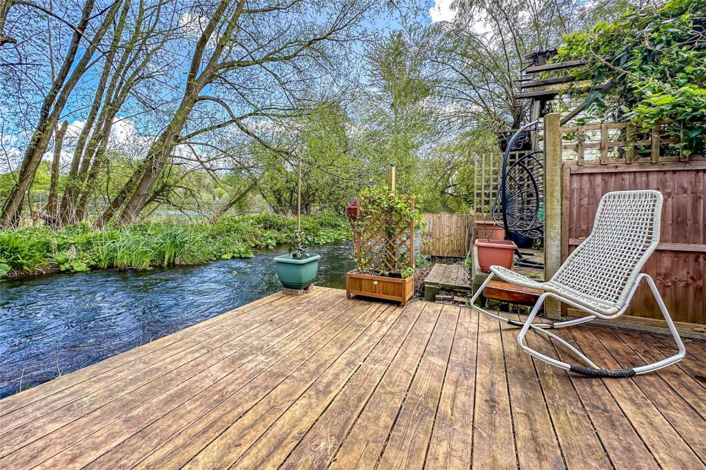 Additional image 19 of Park Street, St. Albans, Hertfordshire, AL2