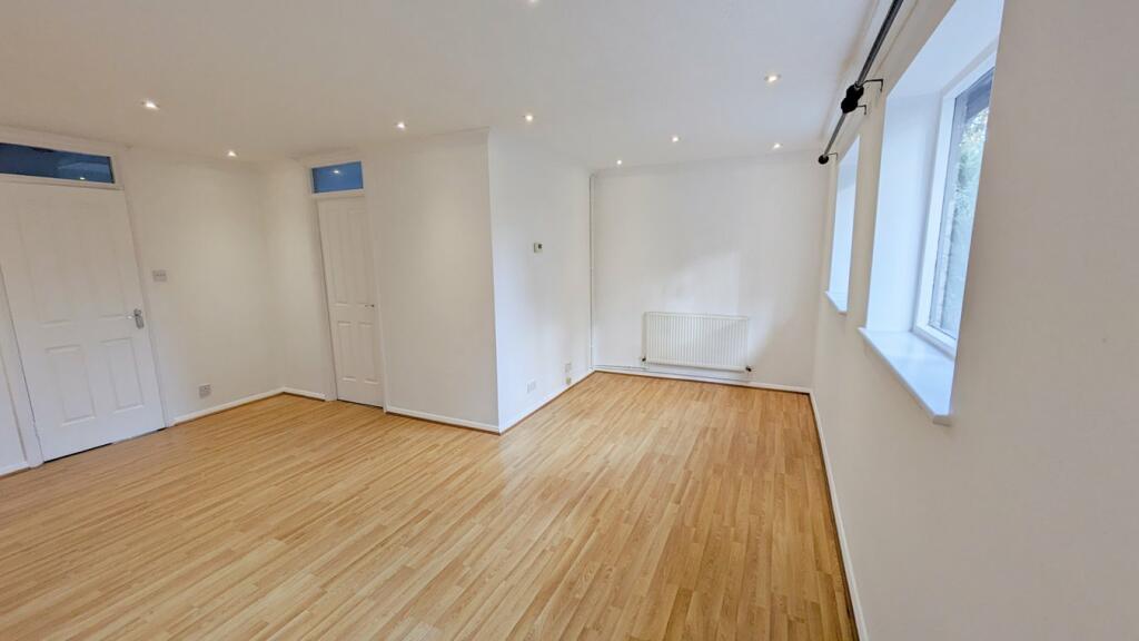 Additional image 5 of Old Hertford Road, Hatfield, AL9