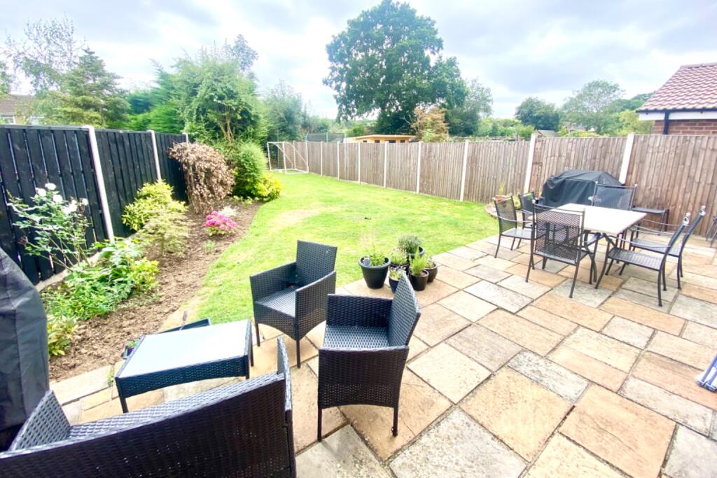 Additional image 14 of Birchwood Way, Park Street, St. Albans, Hertfordshire, AL2