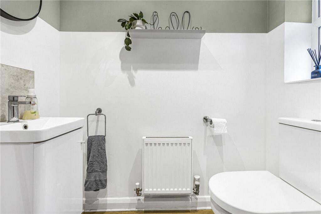 Additional image 13 of De Soissons Close, Welwyn Garden City, Hertfordshire, AL8