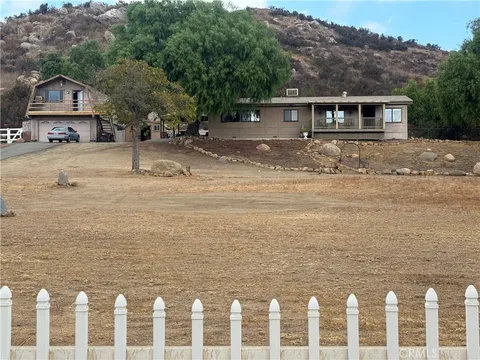 26260 Hayden Lane, Menifee, CA 92584