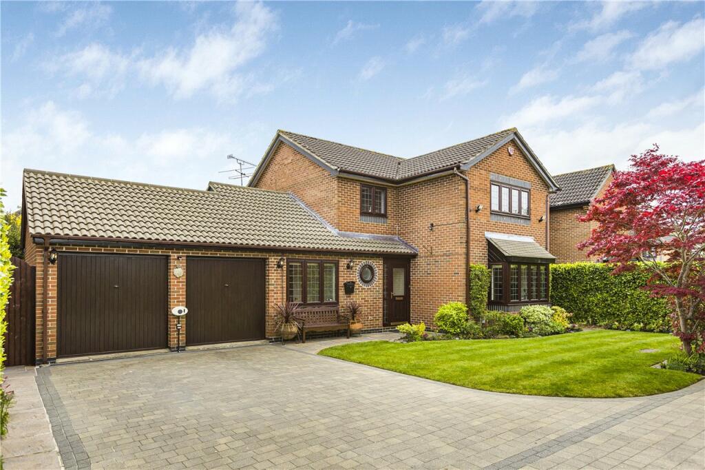 Chedburgh, Welwyn Garden City, Hertfordshire, AL7