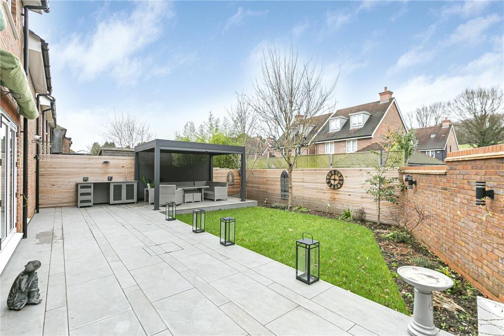 Additional image 21 of Salix Close, Welwyn, Hertfordshire