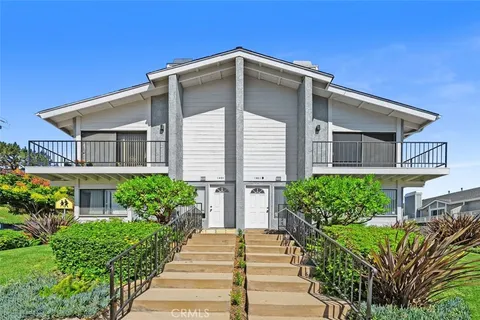 1401 12th Street Unit B, Manhattan Beach, CA 90266