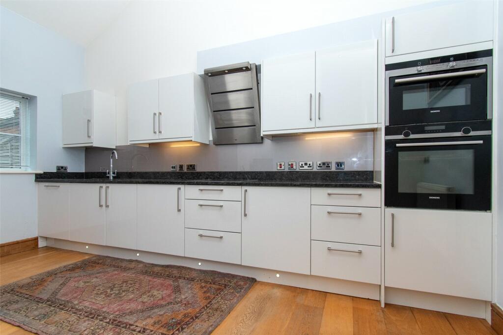 Additional image 6 of Clarence Park Mews, Clarence Road, St. Albans, Hertfordshire, AL1