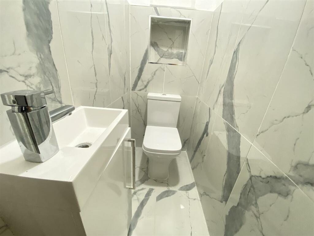 Additional image 4 of Midland Metropolitan University Hospital Five Bedroom for NHS