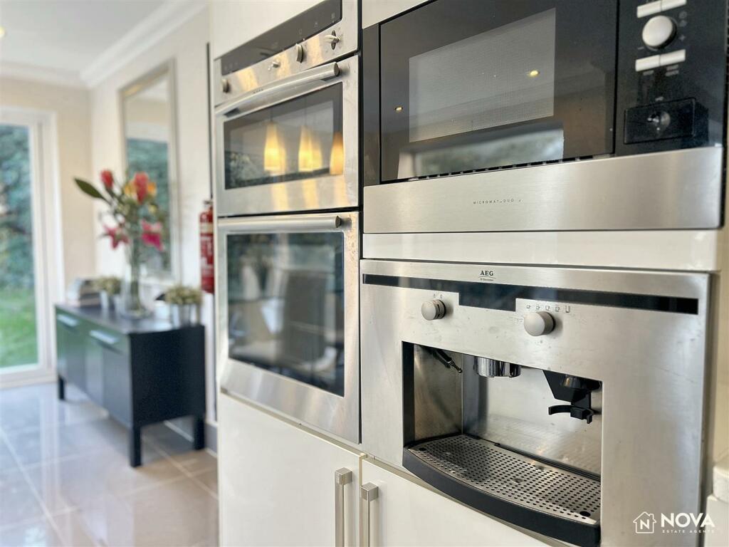 Additional image 6 of Ridge Avenue, Harpenden