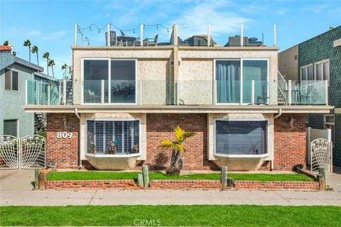 809 Ocean Ave. Unit 3, Seal Beach, CA 90740