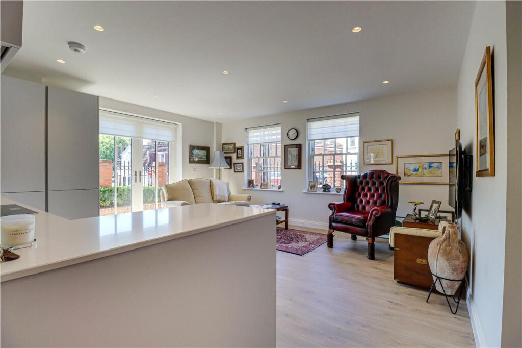 Additional image 7 of Thompsons Close, Harpenden, Hertfordshire, AL5