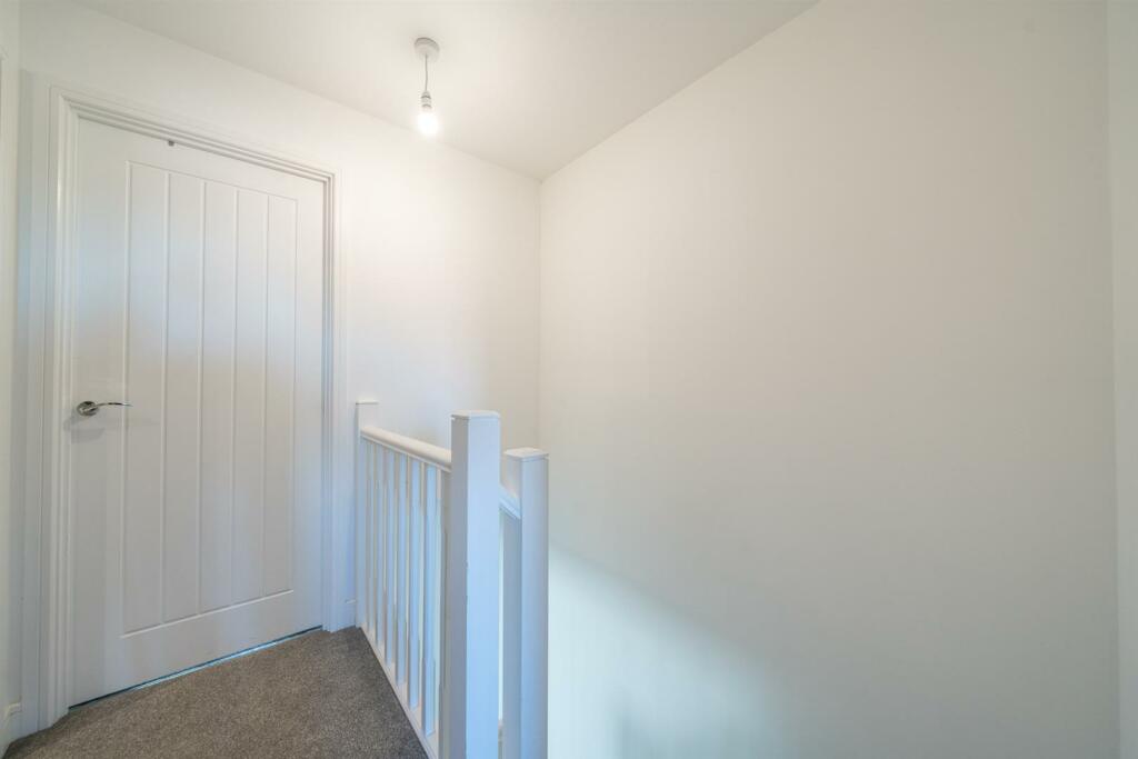 Additional image 10 of Kestrel Way, St. Albans