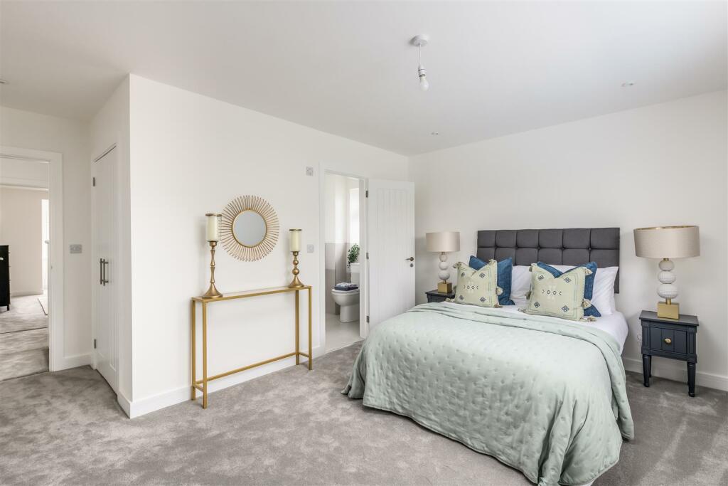 Additional image 25 of Sandridgebury Lane, St. Albans