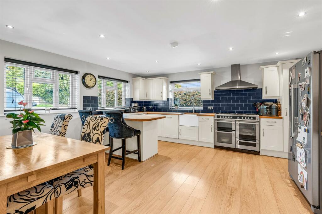 Additional image 8 of Mardley Avenue, Welwyn