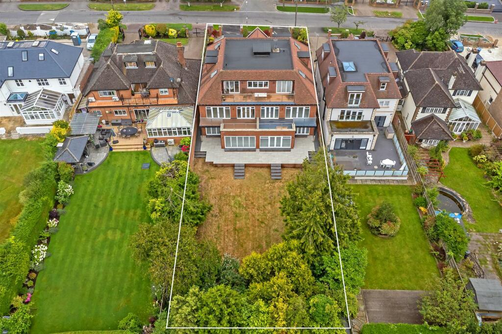 Additional image 40 of Brookmans Avenue, Brookmans Park