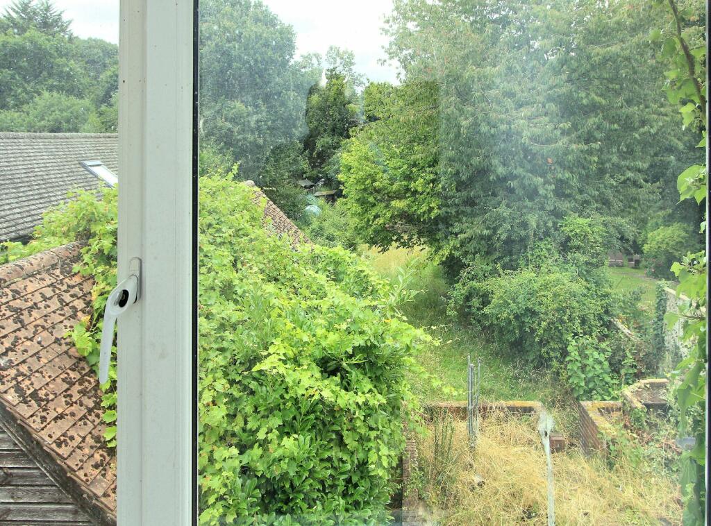 Additional image 13 of Canonsfield, Oaklands, Welwyn, Hertfordshire, AL6