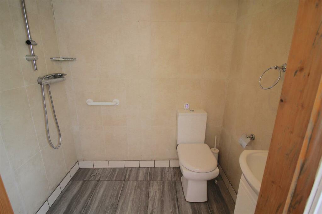 Additional image 13 of Douglas Road, Acocks Green