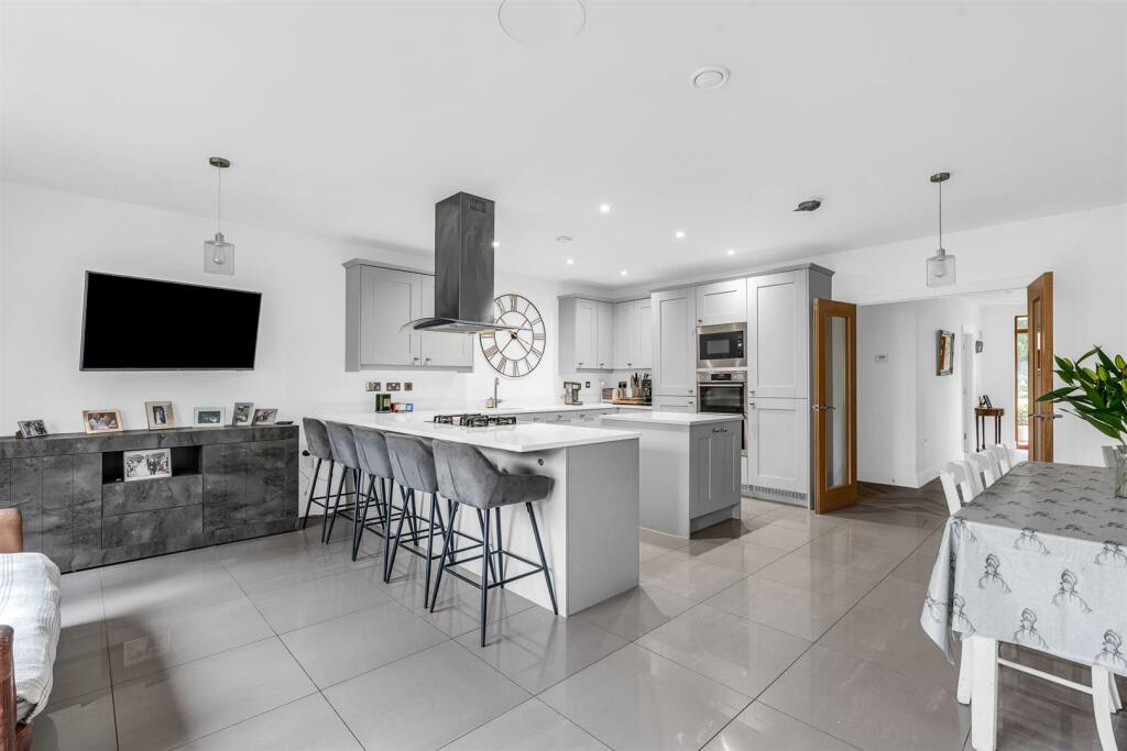 Additional image 6 of Frythe Avenue, Welwyn