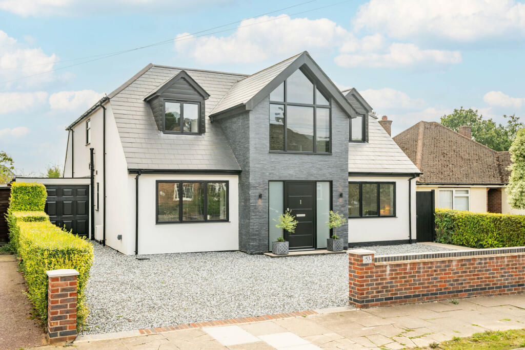 Abbey Avenue, St. Albans, Hertfordshire, AL3