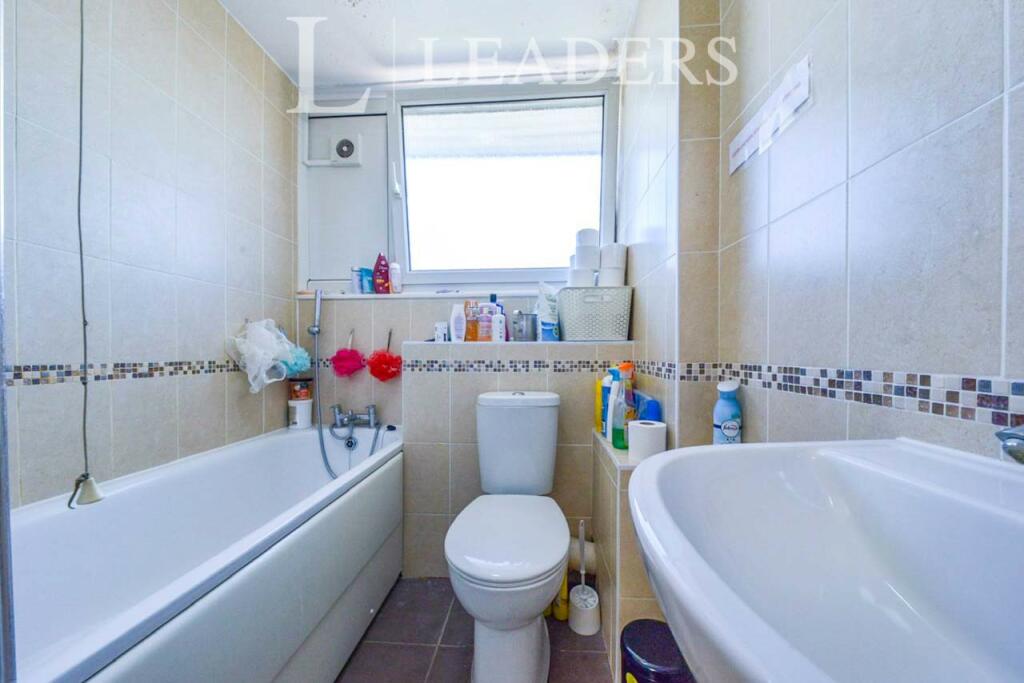 Additional image 6 of Wood Close