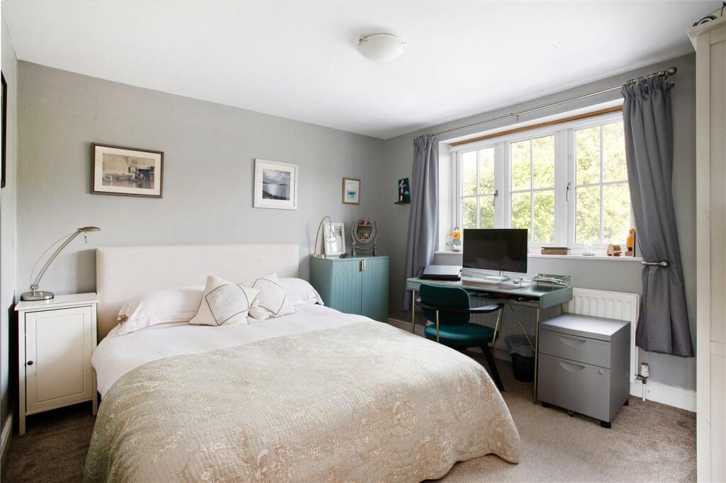 Additional image 10 of Meadow Walk, Harpenden, Hertfordshire, AL5