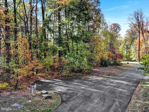 4 Stone Ridge Drive, Quarryville, PA 17566