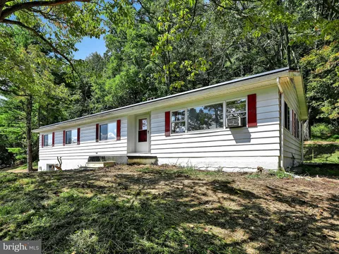 1371 Fair Road, Schuylkill Haven, PA 17972