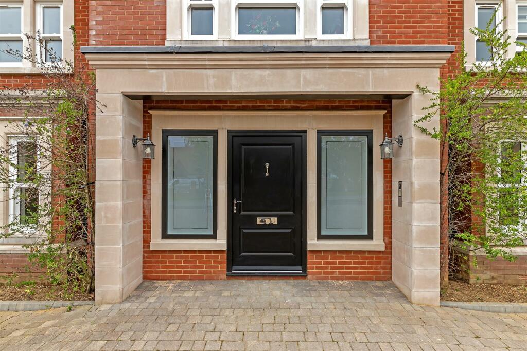Additional image 34 of Brookmans Avenue, Brookmans Park