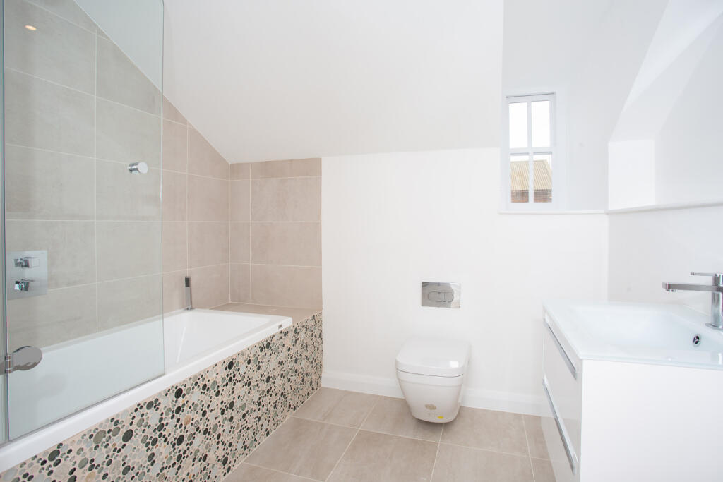 Additional image 10 of Victoria Street, St. Albans, Hertfordshire, AL1