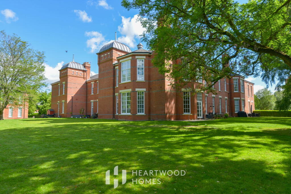 Additional image 19 of Beningfield Drive, London Colney, St. Albans, AL2 1GH