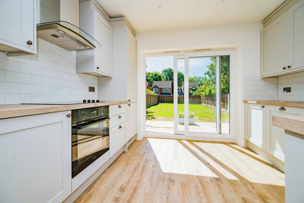 Additional image 3 of Hawfield Gardens, Park Street, St. Albans