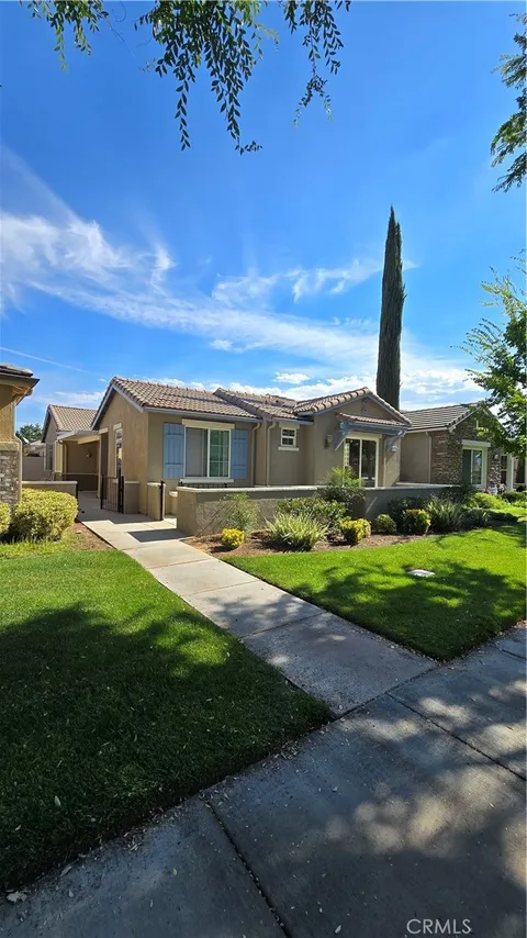 1572 Four Seasons Circle, Beaumont, CA 92223
