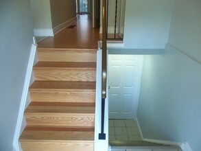 Additional image 3 of 1115 Paramount Dr