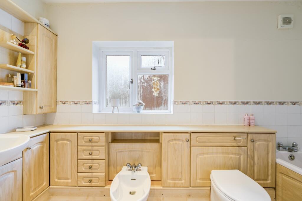 Additional image 16 of Lemsford Lane, Welwyn Garden City, Hertfordshire, AL8