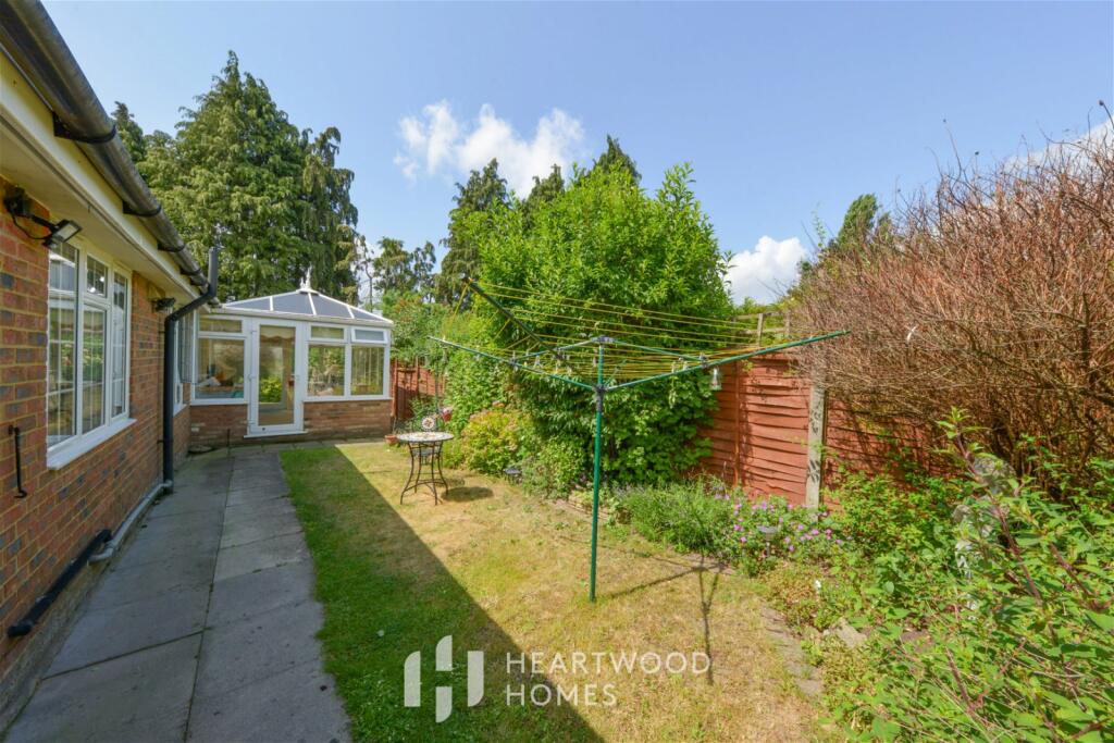 Additional image 18 of Tippendell Lane, Park Street, St. Albans, AL2 2HD