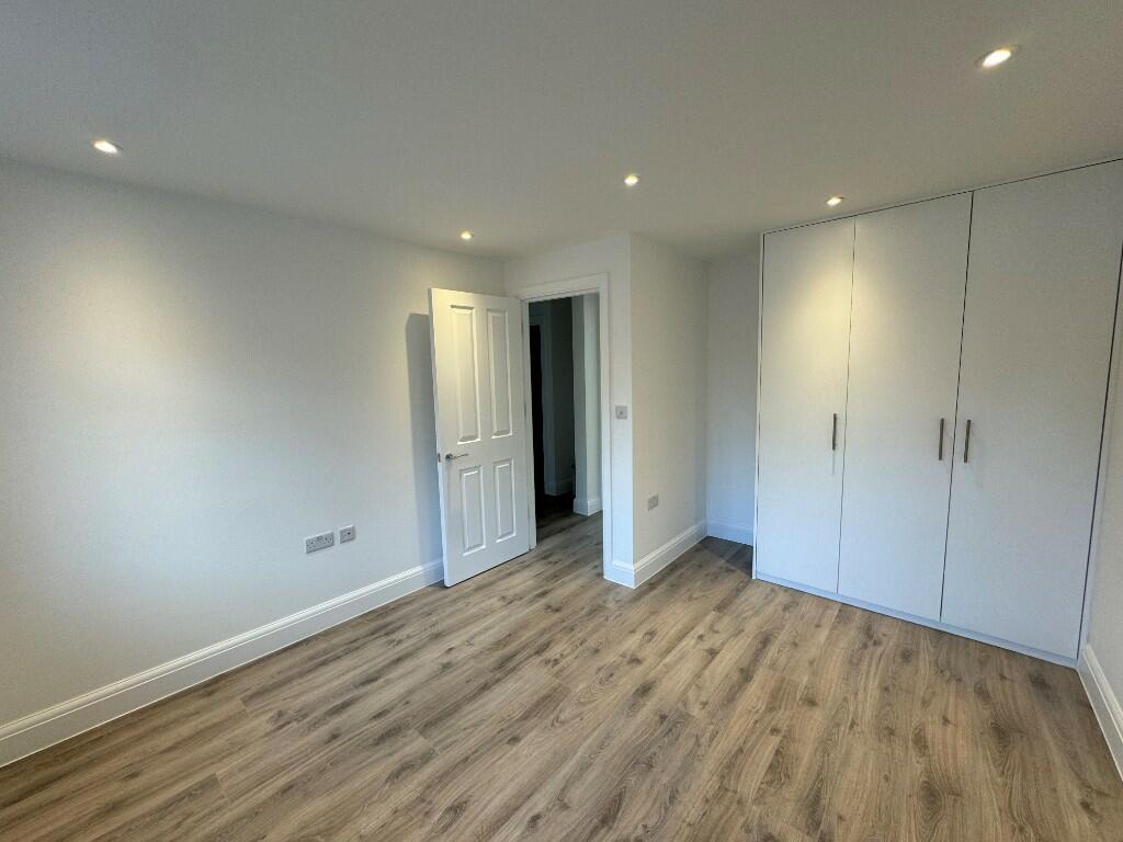 Additional image 6 of Bradmore Green,Brookmans Park,AL9