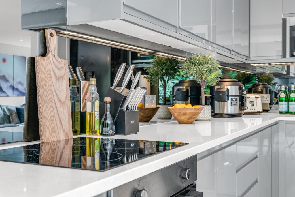 Additional image 14 of Broomhills, Welwyn Garden City, Hertfordshire, AL7