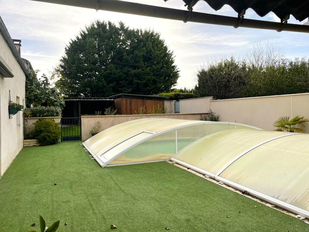 Additional image 2 of Poitou-Charentes, Charente-Maritime, St-Pardoult, France