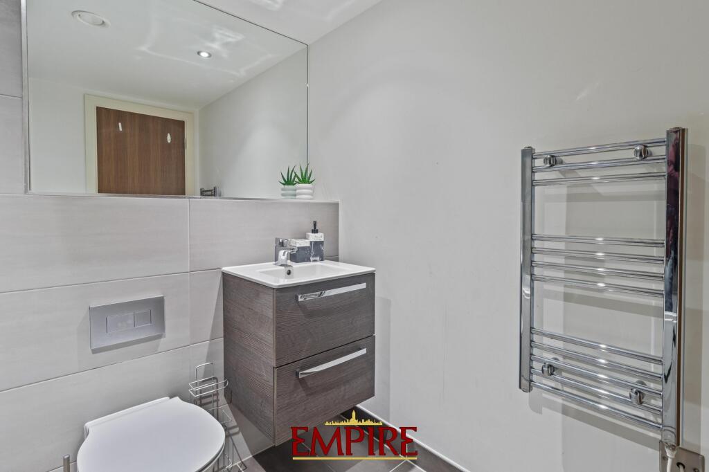 Additional image 9 of Sand Pits, The Quadrant, B1