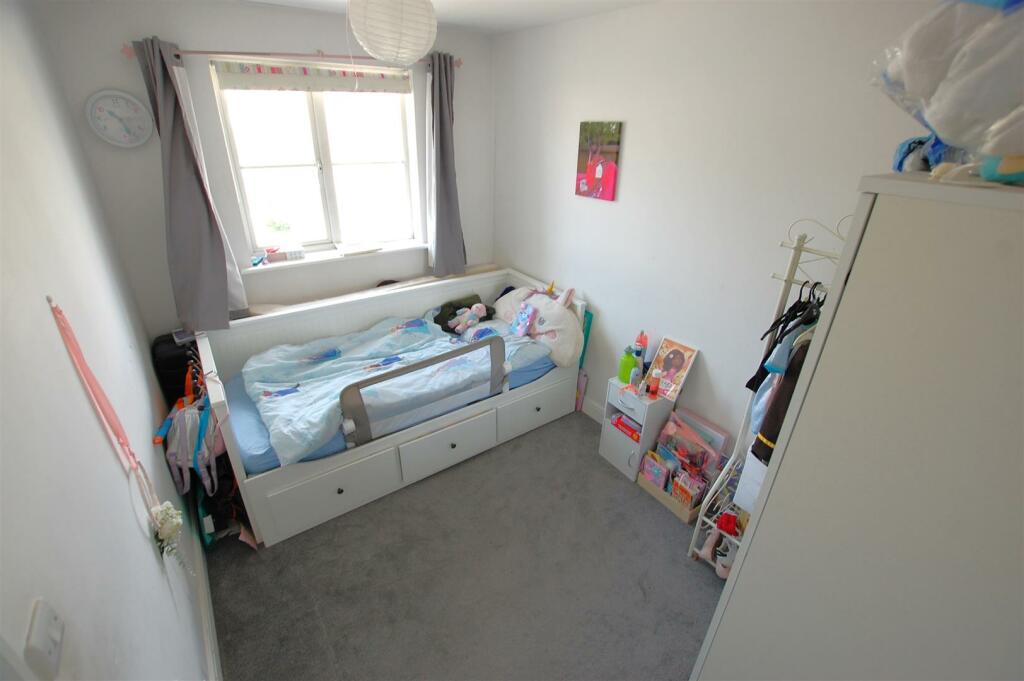 Additional image 18 of Dixons Hill Road, Welham Green