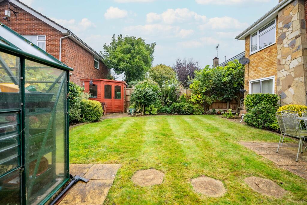 Additional image 18 of Manor Drive, St. Albans, Hertfordshire, AL2