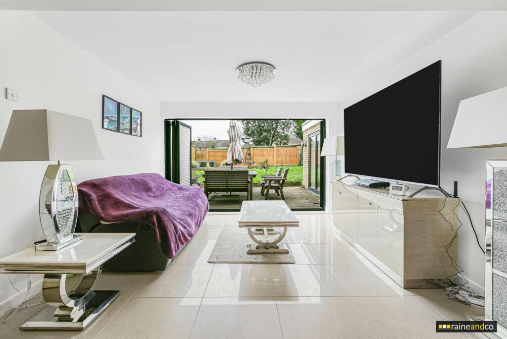 Additional image 6 of Elm Drive, Hatfield