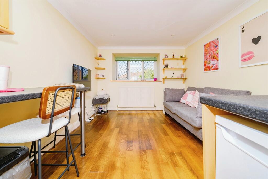 Additional image 4 of St. Annes Road, London Colney, St. Albans