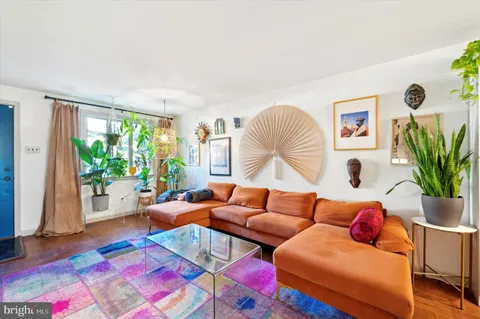 4572 Manayunk Avenue, Philadelphia, PA 19128