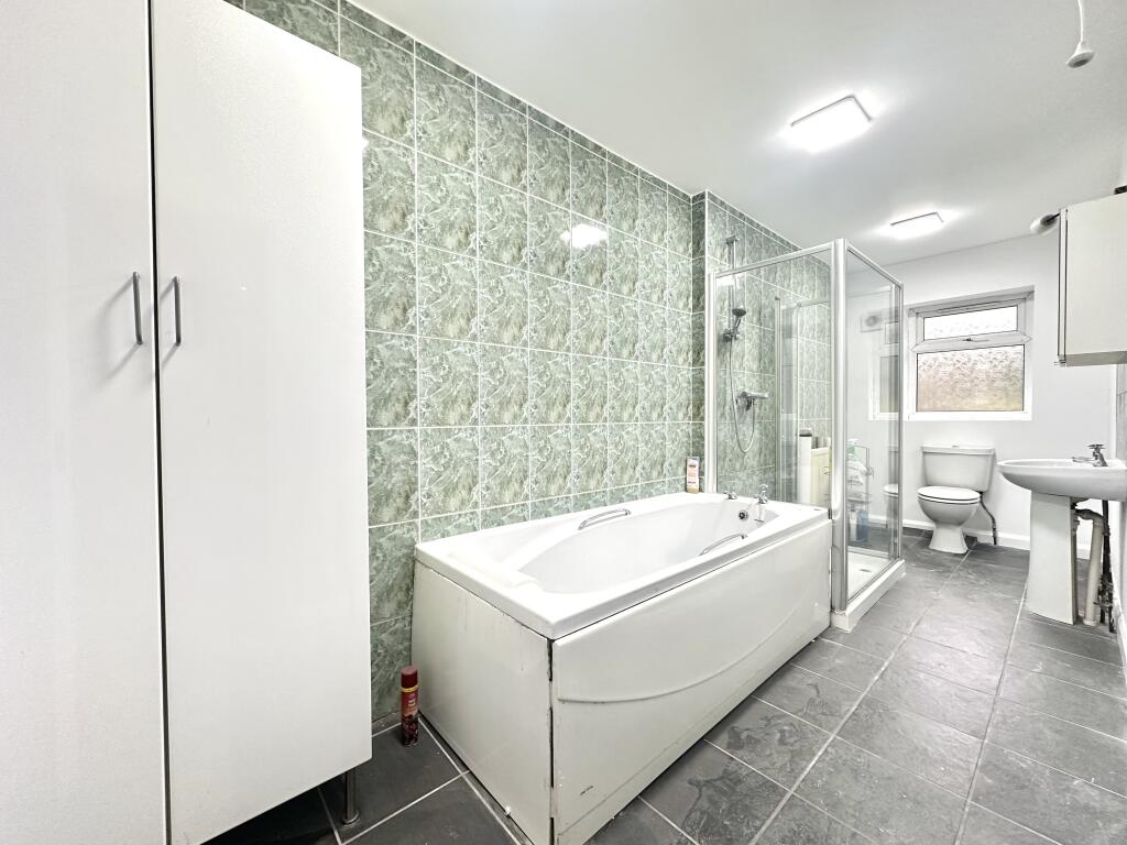 Additional image 4 of Dolphin Lane, Acocks Green B27